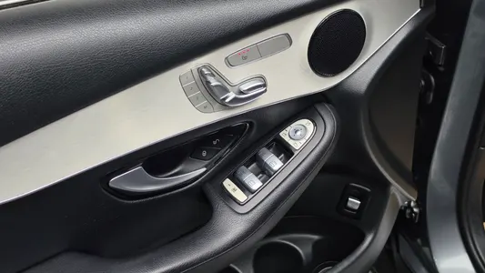 Mercedes-Benz GLC-Class X253 GLC220 d 4MATIC 2018 19