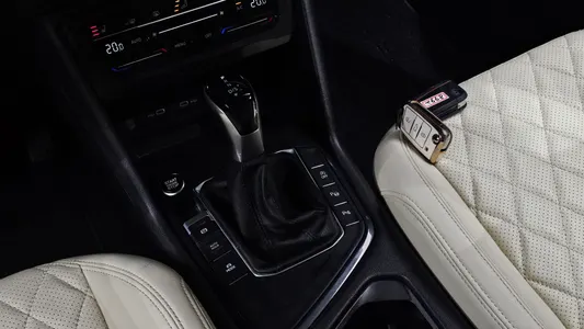 Volkswagen 2 2.0 TDI 2022 8