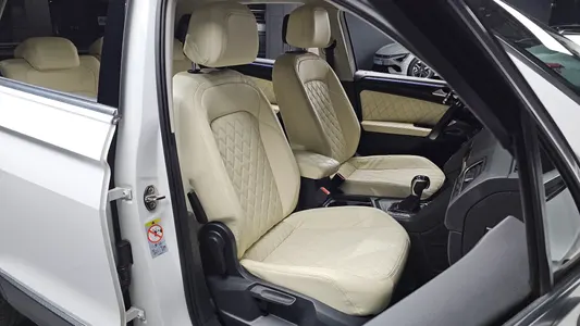 Volkswagen 2 2.0 TDI 2022 9