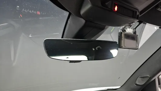 Peugeot e-2008 2 EV GT 2022 18