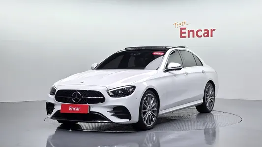 Mercedes-Benz E-Class W213 E350 4MATIC AMG Line 2022