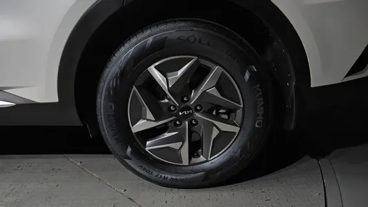 Kia 4 HEV 1.6 2WD 2022 21