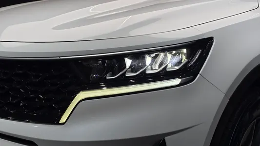 Kia 4 HEV 1.6 2WD 2022 22