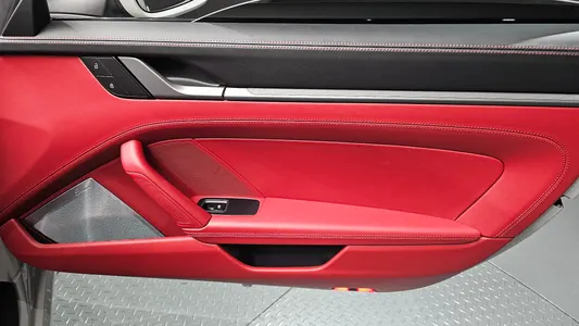 Porsche 911 (992) S 2024 25