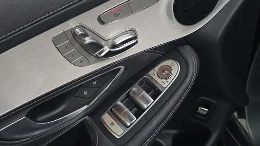 Mercedes-Benz GLC-Class X253 GLC220 d 4MATIC 2017 28
