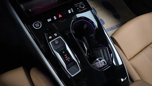 Audi A5 (B10) 40 TFSI 2025 8