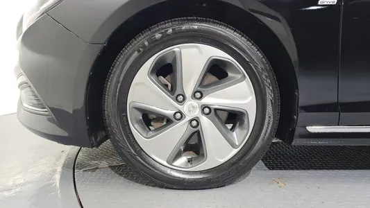 Hyundai LF 2.0 HEV 2015 5