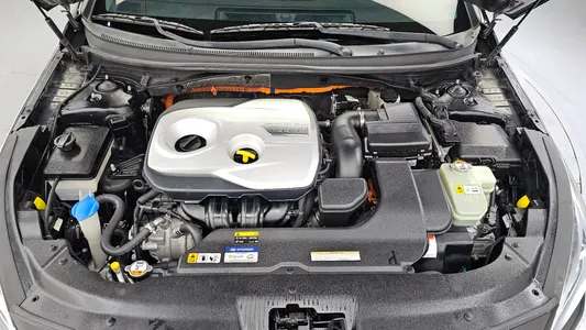 Hyundai LF 2.0 HEV 2015 6