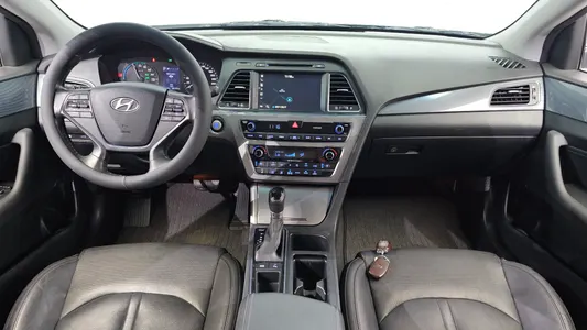 Hyundai LF 2.0 HEV 2015 7