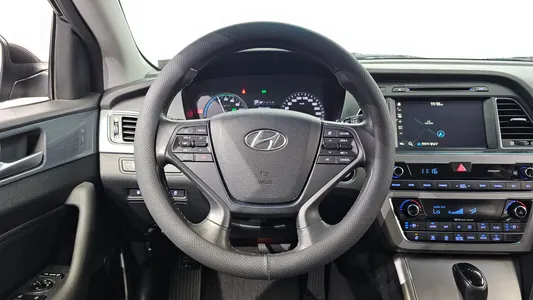 Hyundai LF 2.0 HEV 2015 15