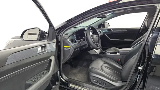 Hyundai LF 2.0 HEV 2015 10