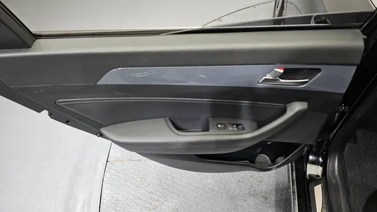 Hyundai LF 2.0 HEV 2015 25