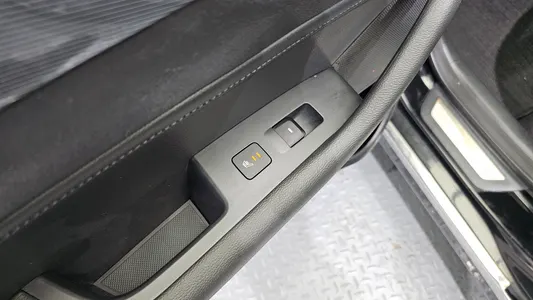 Hyundai LF 2.0 HEV 2015 29
