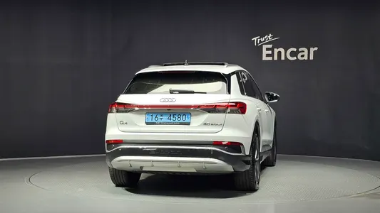 Audi Q4 e- (F4) 40 2022 4