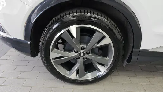 Audi Q4 e- (F4) 40 2022 5