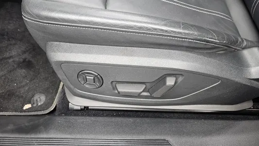 Audi Q4 e- (F4) 40 2022 31