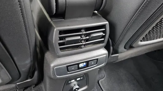 Audi Q4 e- (F4) 40 2022 33