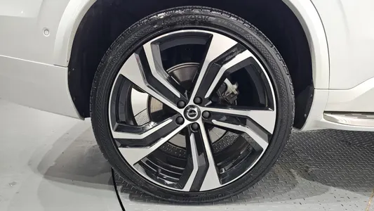Volvo XC90 2 T8 R- 2020 5