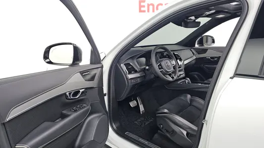 Volvo XC90 2 T8 R- 2020 10