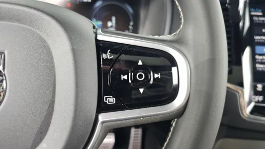 Volvo XC90 2 T8 R- 2020 29