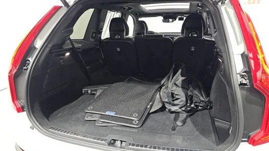 Volvo XC90 2 T8 R- 2020 37