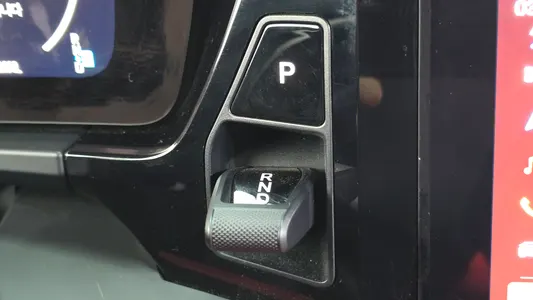Porsche EV 2025 8