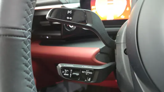 Porsche EV 2025 18