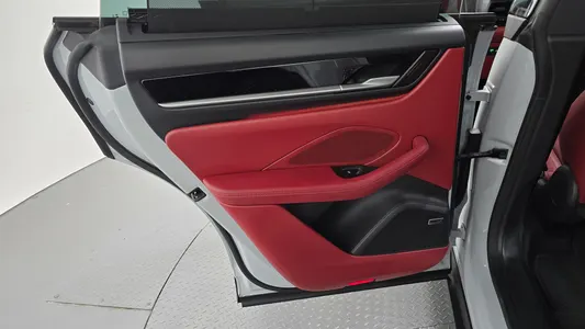 Porsche EV 2025 25