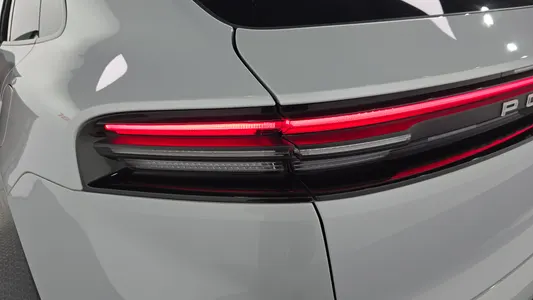 Porsche EV 2025 23