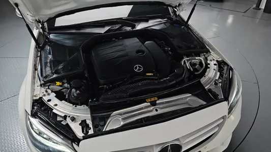 Mercedes-Benz C-Class W205 C200 2020 5