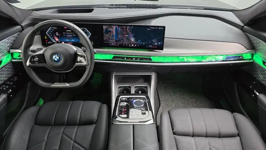 BMW 7 Series (G70) 750e xDrive 2023 6