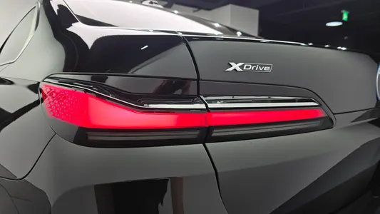 BMW 7 Series (G70) 750e xDrive 2023 23
