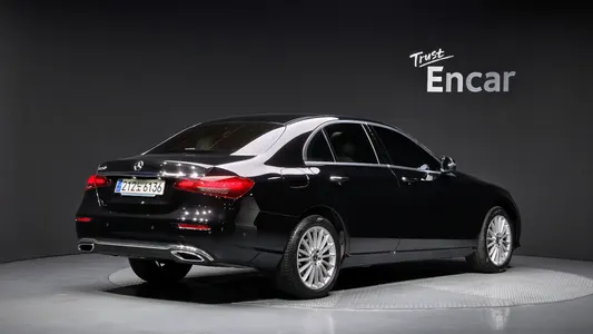 Mercedes-Benz E-Class W213 E250 2023