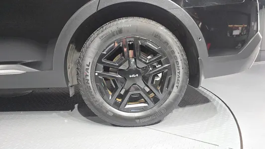 Kia 4 HEV 1.6 2WD 2024 22