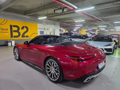 Mercedes-Benz SL-Class R232 AMG SL63 4MATIC+ 2023 35