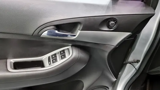 Chevrolet 올란도 LPG LS 2015 17