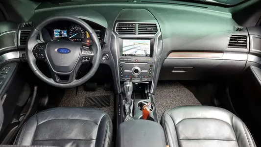 Ford 익스플로러 2.3 4WD 2019 7