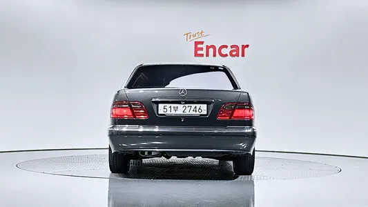 Mercedes-Benz E-Class W210 E200K 2002 4