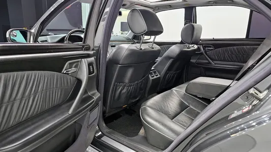 Mercedes-Benz E-Class W210 E200K 2002 13