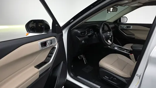 Ford 6 3.0 PHEV 2020 11
