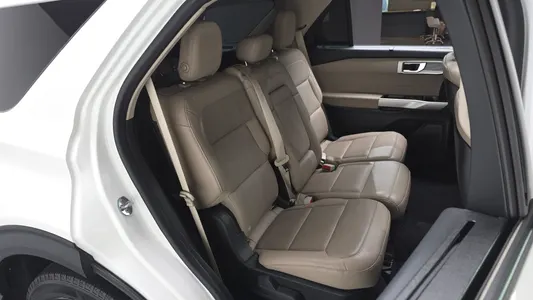 Ford 6 3.0 PHEV 2020 12