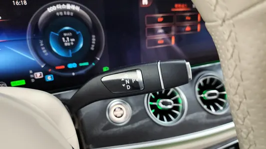 Mercedes-Benz E-Class W213 E450 4MATIC 2023 9