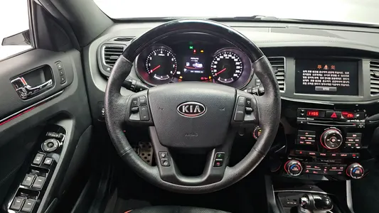 Kia K7 VG270 2010 13