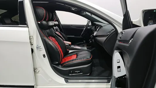 Kia K7 VG270 2010 10