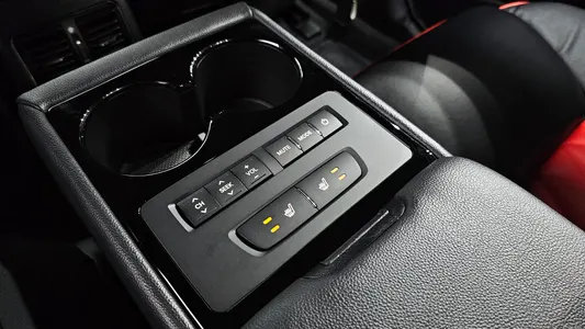 Kia K7 VG270 2010 16