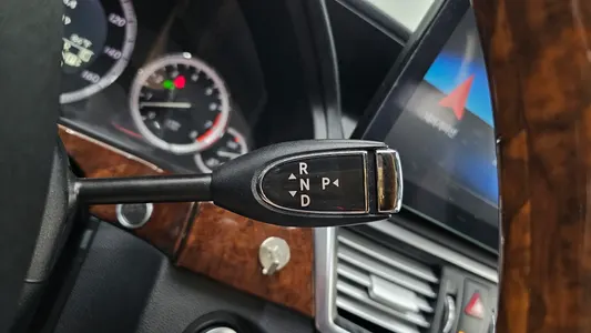 Mercedes-Benz E-Class W212 E350 4MATIC 2011 9