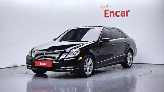 Mercedes-Benz E-Class W212 E350 4MATIC 2011