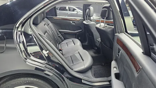 Mercedes-Benz E-Class W212 E350 4MATIC 2011 12