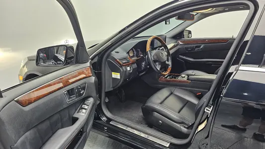 Mercedes-Benz E-Class W212 E350 4MATIC 2011 10