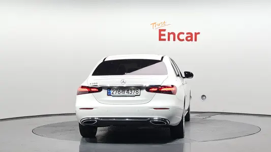 Mercedes-Benz E-Class W213 E250 2023 4